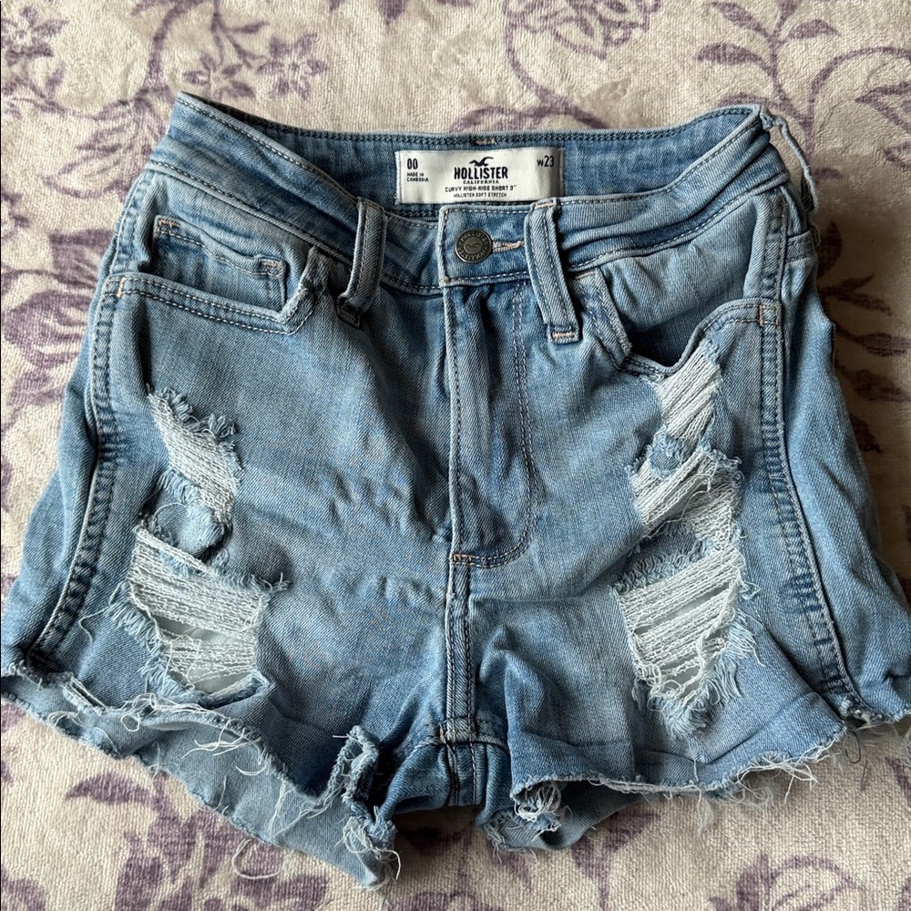 Hollister Curvy High Rise Shorts 00